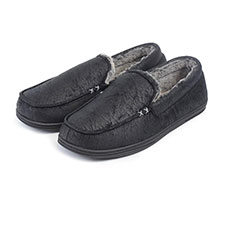 Isotoner Mens Distressed Moccasin Slippers